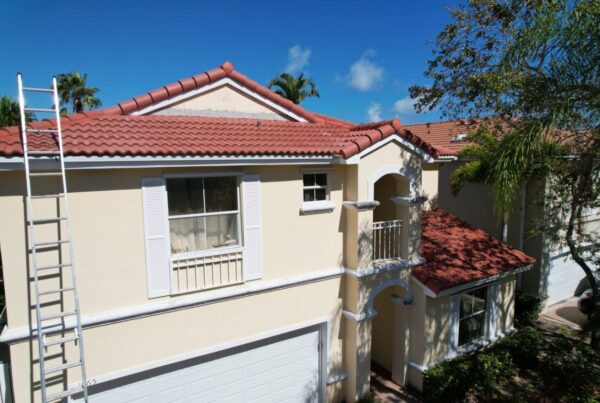 New tile roof in Hollywood